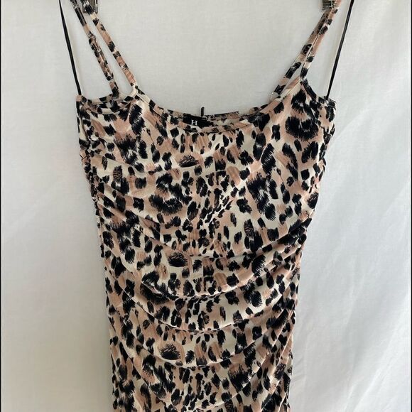 Leopard print midi dress - Picture 11 of 12